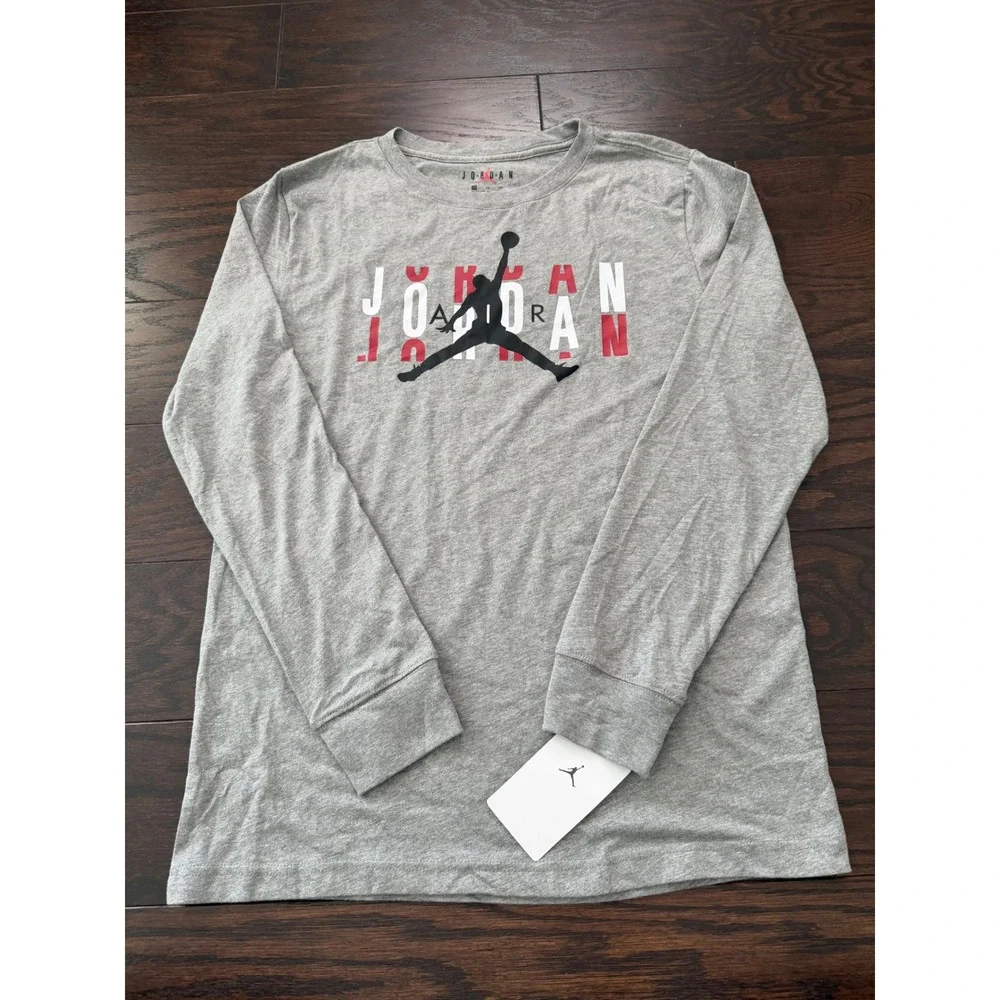 Jordan Boys Long Sleeve Graphic T-Shirt Carbon Heather Grey XL 95C680-GEH